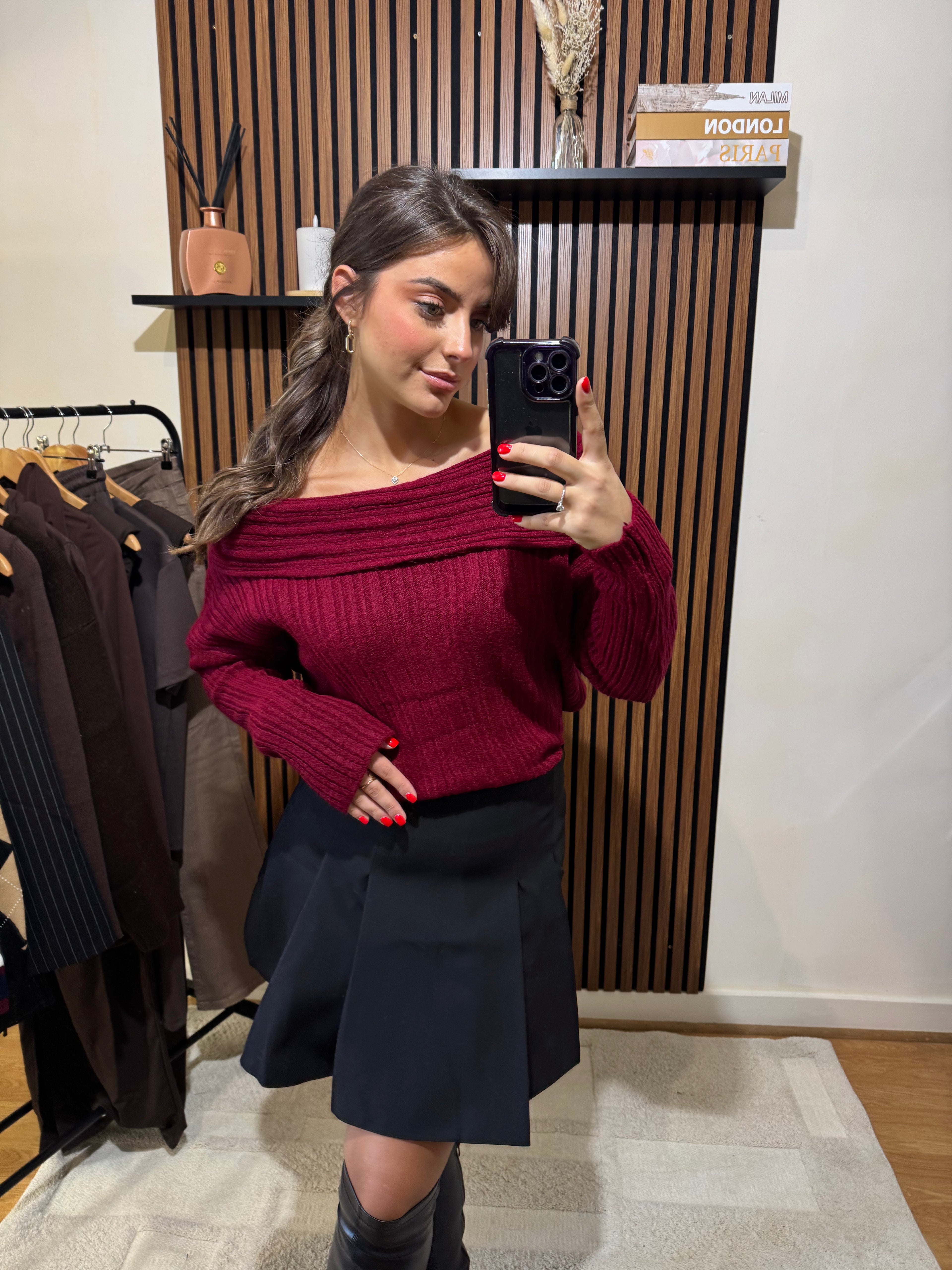 Pull épaule dénudée